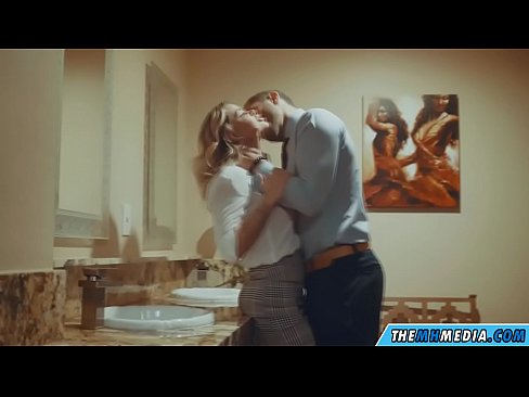 ❤️ Kad te prsata plavuša zavede u javnom toaletu Porno video kod nas bs.tradewin.top ❌❤